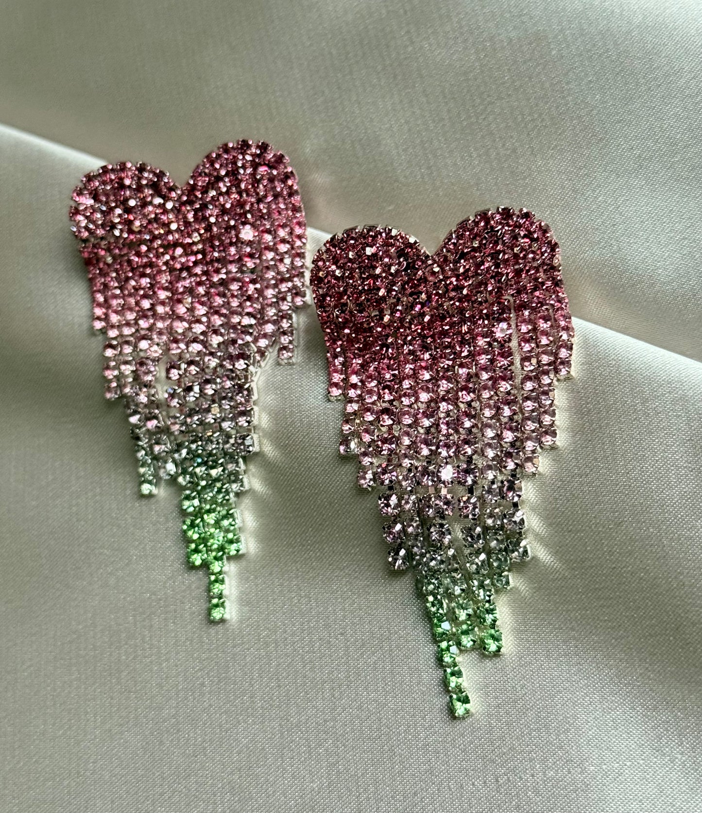 Fashion gradient color love heart full diamond tassel earrings