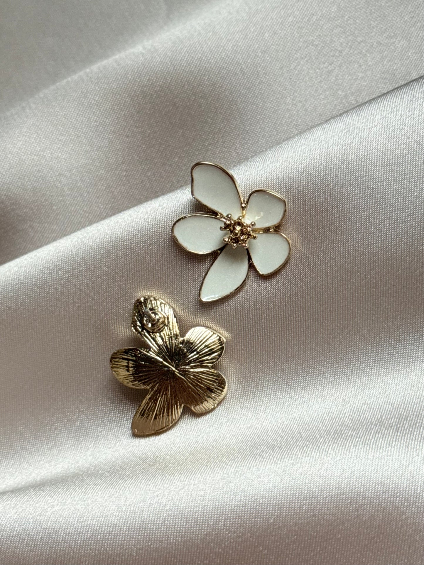 Hibiscus Dropped Glaze Flower Stud Earrings