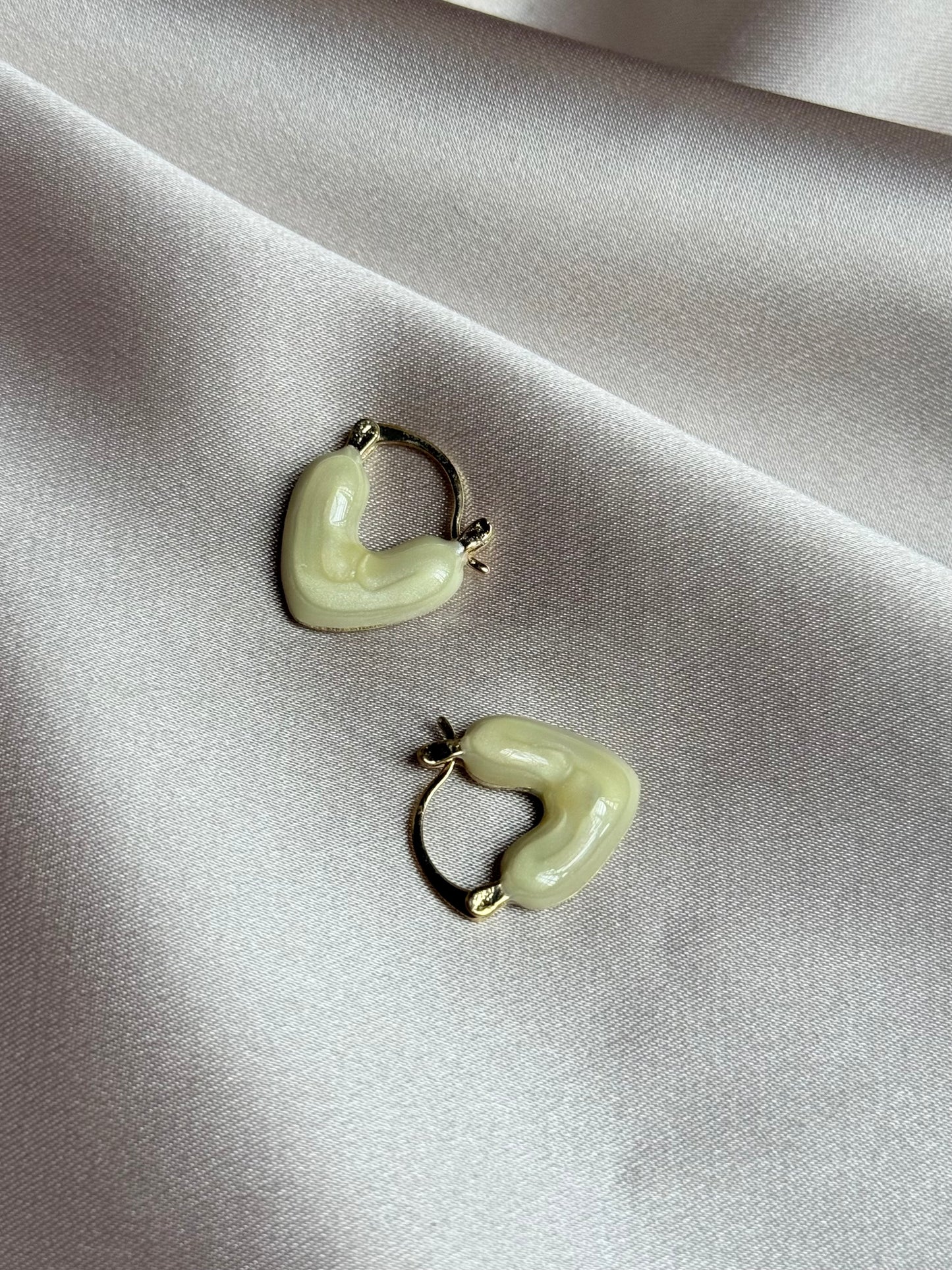 Minimalist Love Heart Drop Earrings for Women