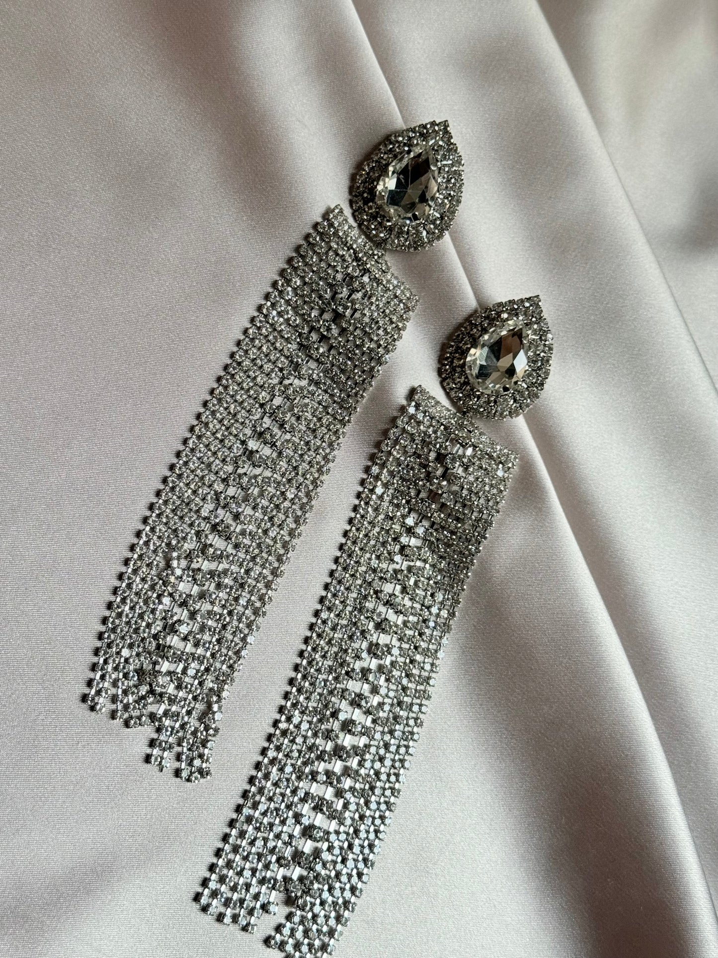 Silver Color Water Drop Crystal Earrings Oversize Long Tassel Rhinestone for Women Dangle Earring