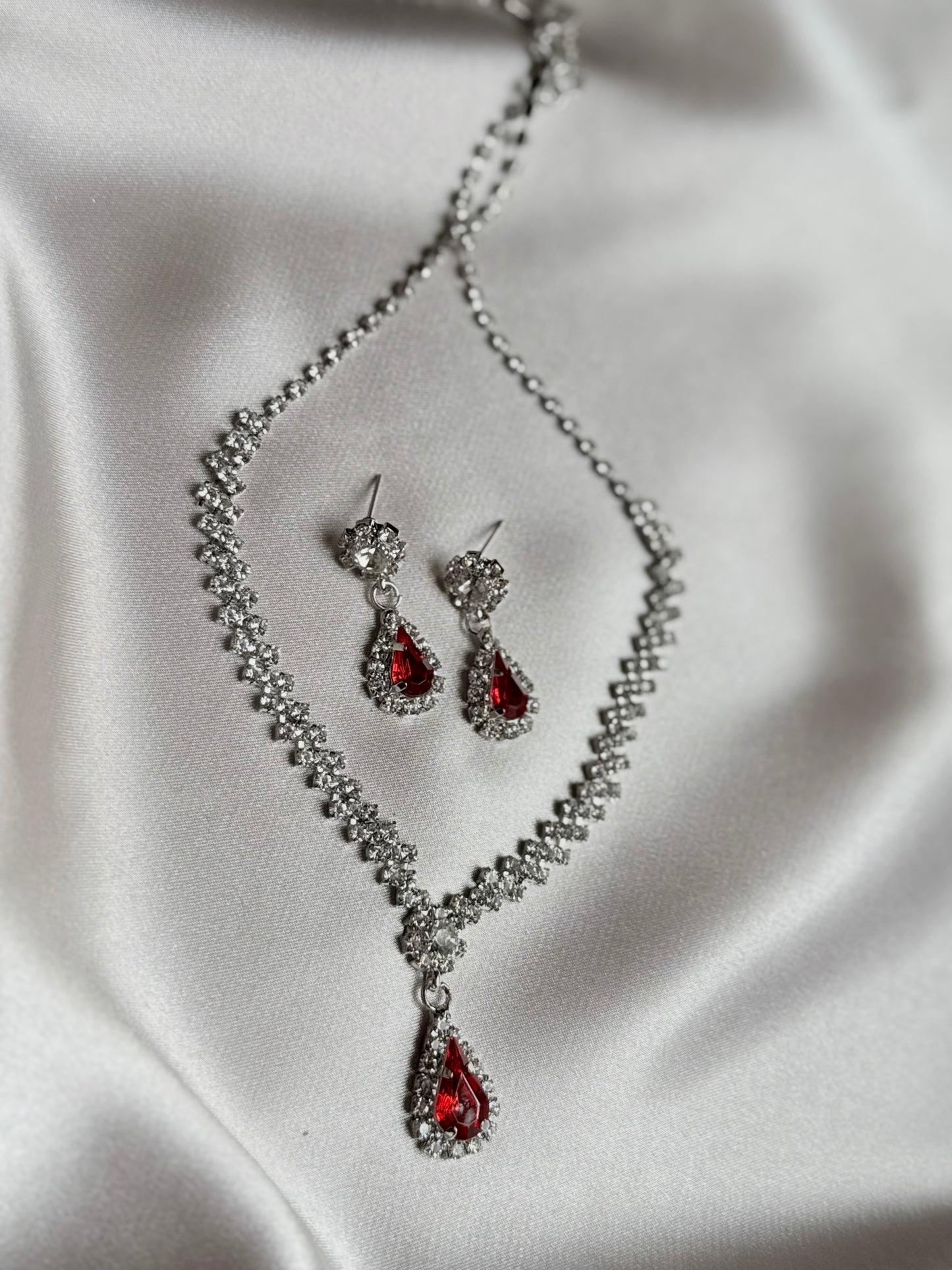 Luxury Crystal Silver Gold Necklace Earrings For Women High-end Rhinestone Pendant Clavicle Chain