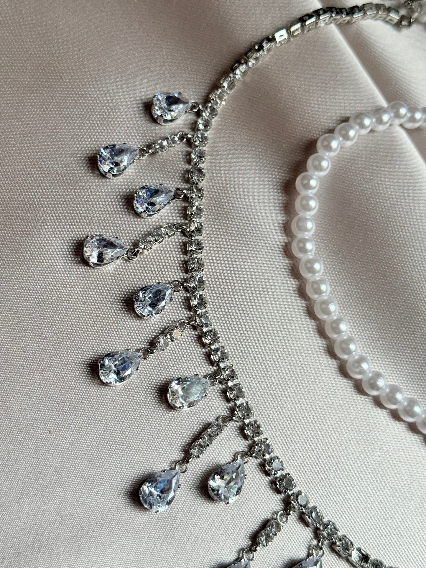 Luxury Rhinestone Crystal Chokers Necklaces For Women Multilayer Imitation Pearl Chain Necklace