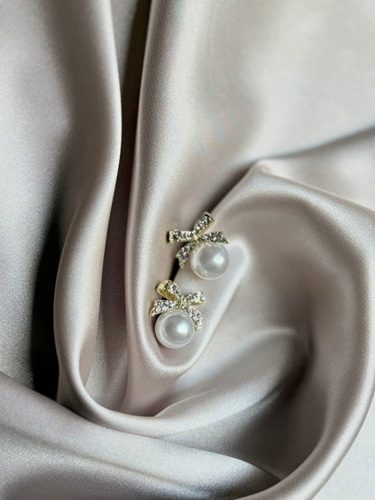 Bow Pearl Earrings Gold White Pearl