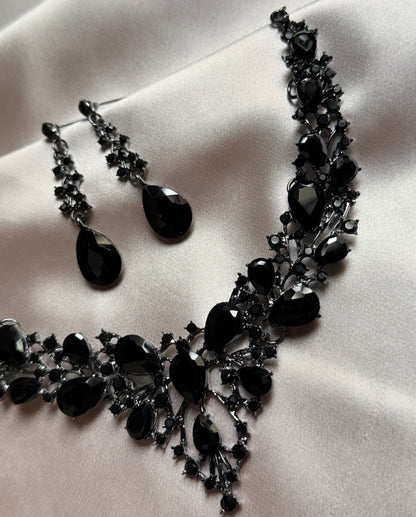 Black Zirconia 3pcs minimal jewellery set