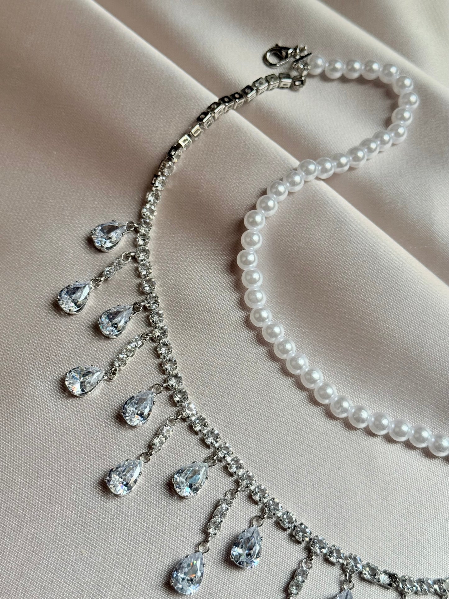 Luxury Rhinestone Crystal Chokers Necklaces For Women Multilayer Imitation Pearl Chain Necklace