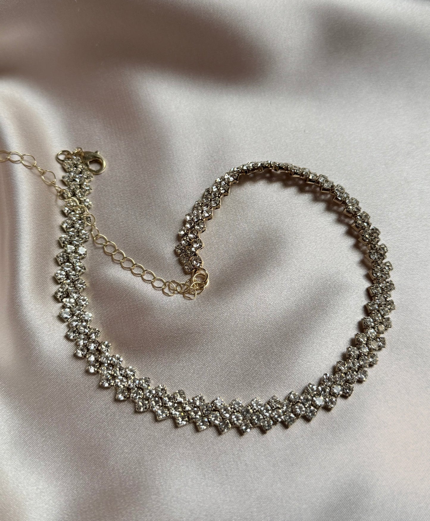 Luxury Shiny Full Rhinestone Choker Necklace for Women Personalized Geometric Crystal Necklace
