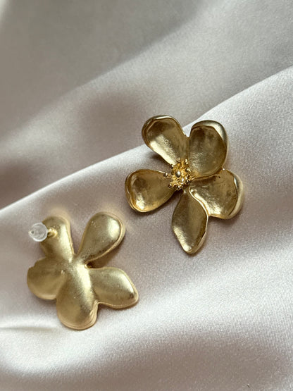 Golden vintage sunflower earrings