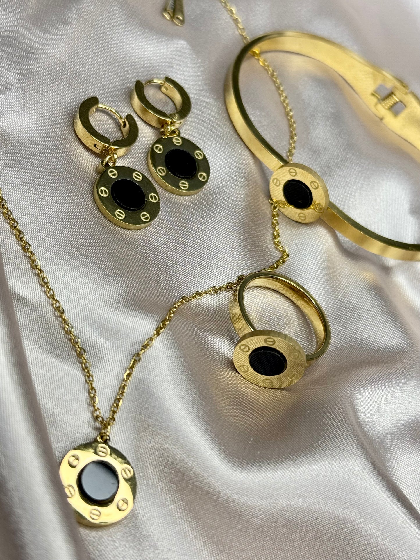 Black 18k 4PCS Necklace Earring Bracelet Ring Set