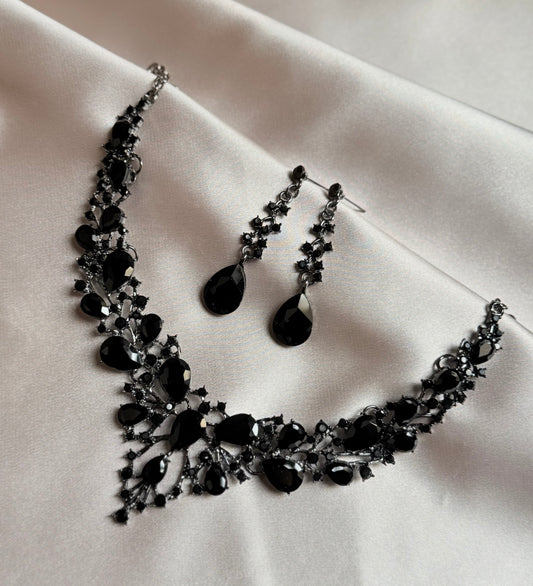 Black Zirconia 3pcs minimal jewellery set