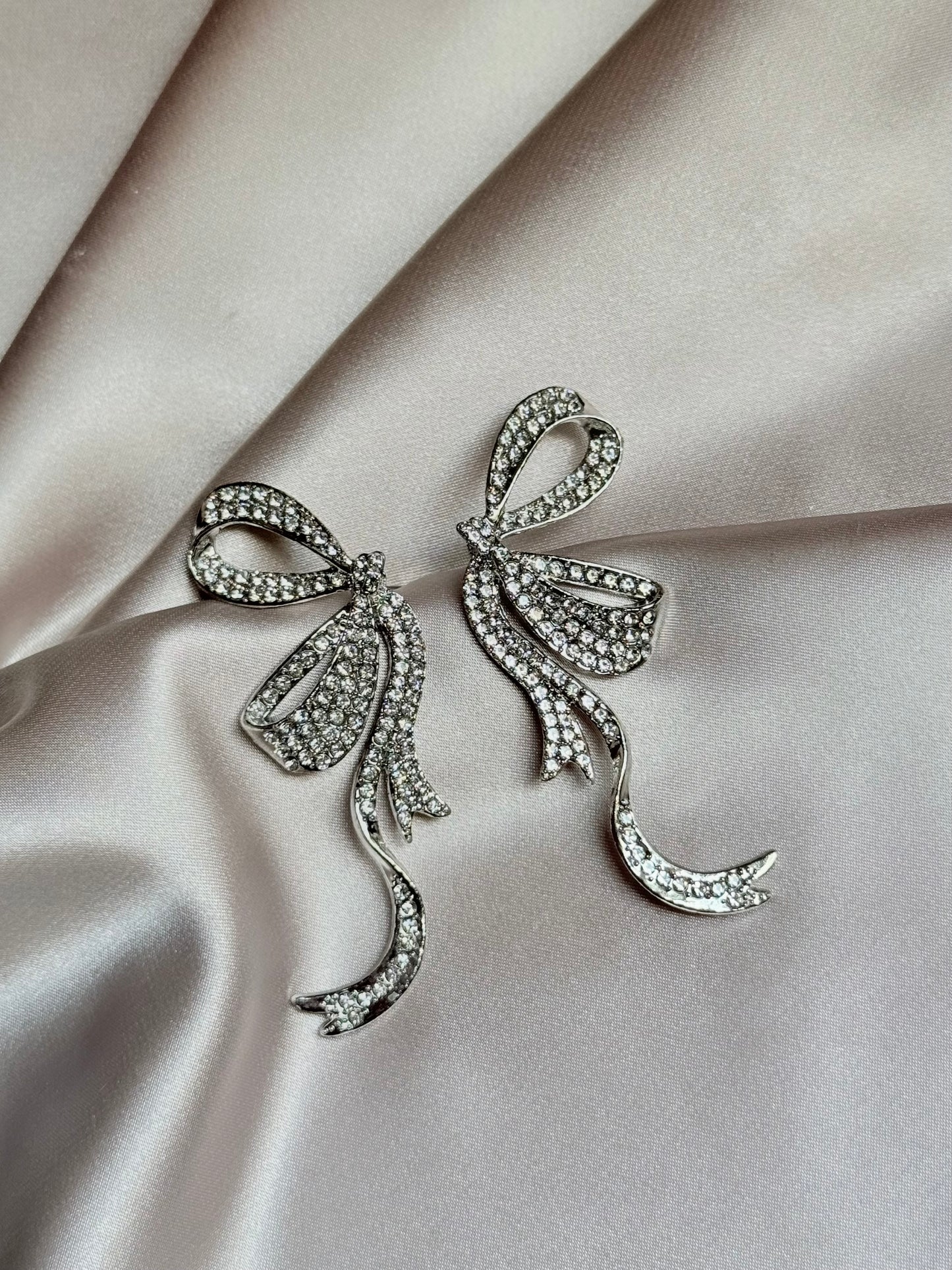 Elegant Bow Tie Full Stone Ribbon Hoop Earrings