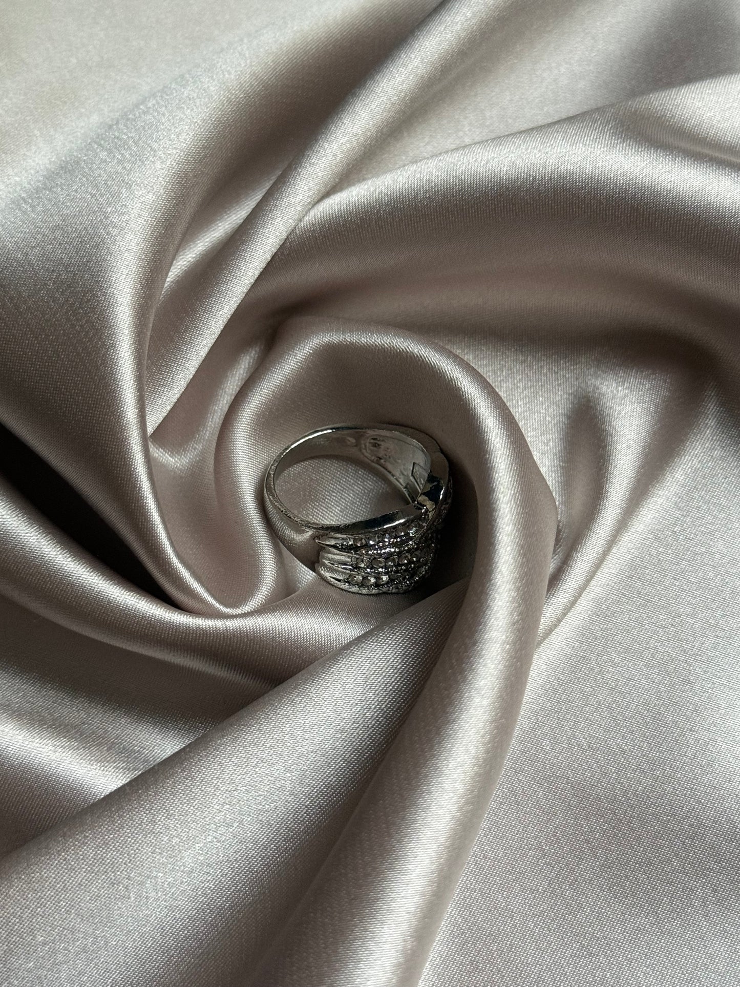 Milangirl   Luxury Cubic Zirconia ring