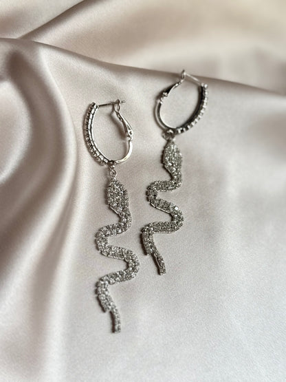 Long Tassel Rhinestone Drop Earrings for Women Snake Shape Crystal Dangle Earrings