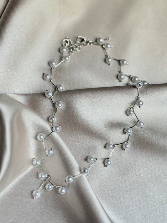Pearl Silver Neckband