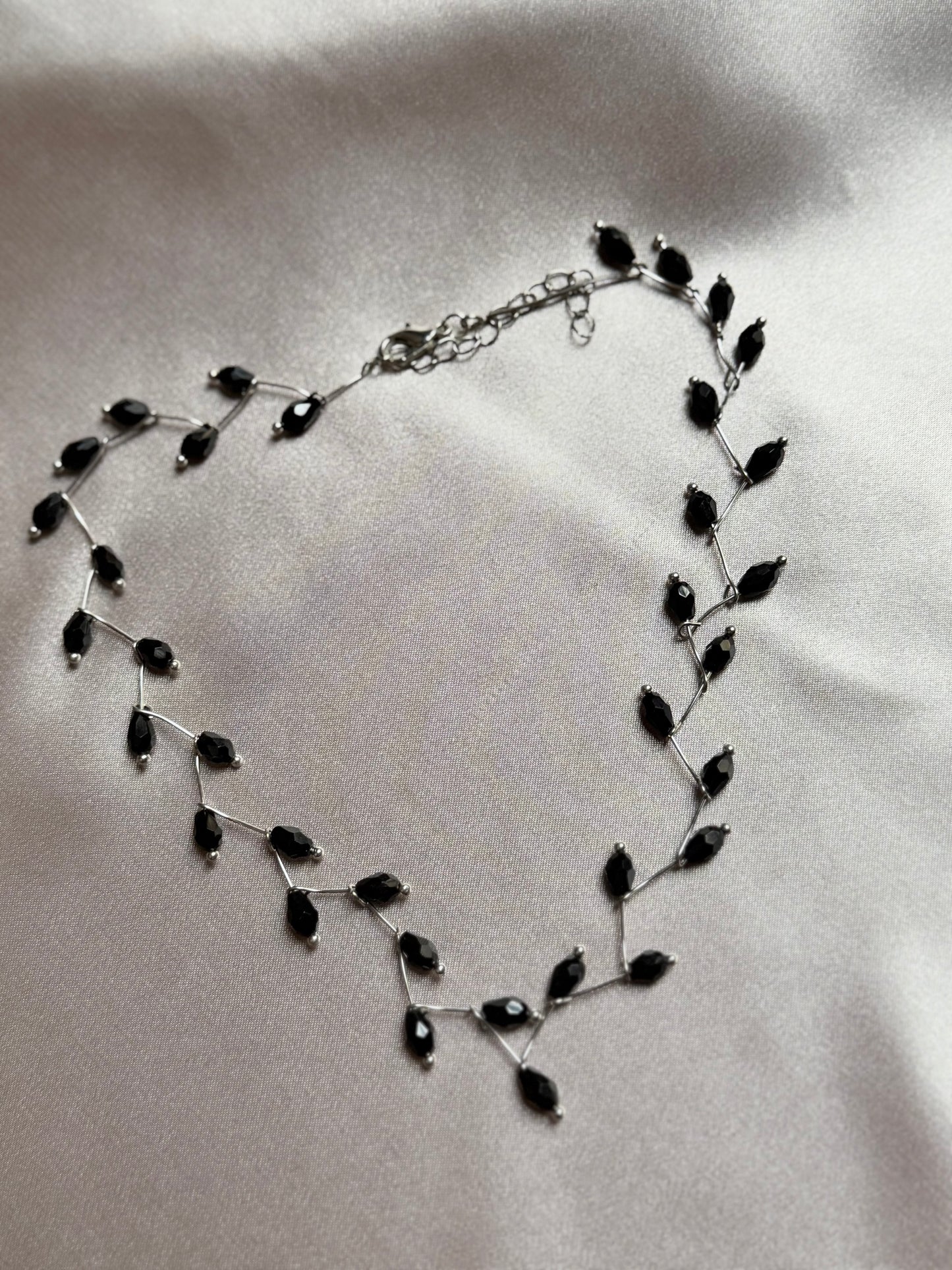 Black Crystal Bead Necklace for Women Commuting Cross-Border Jewelry Simple Matching Geometric Shape