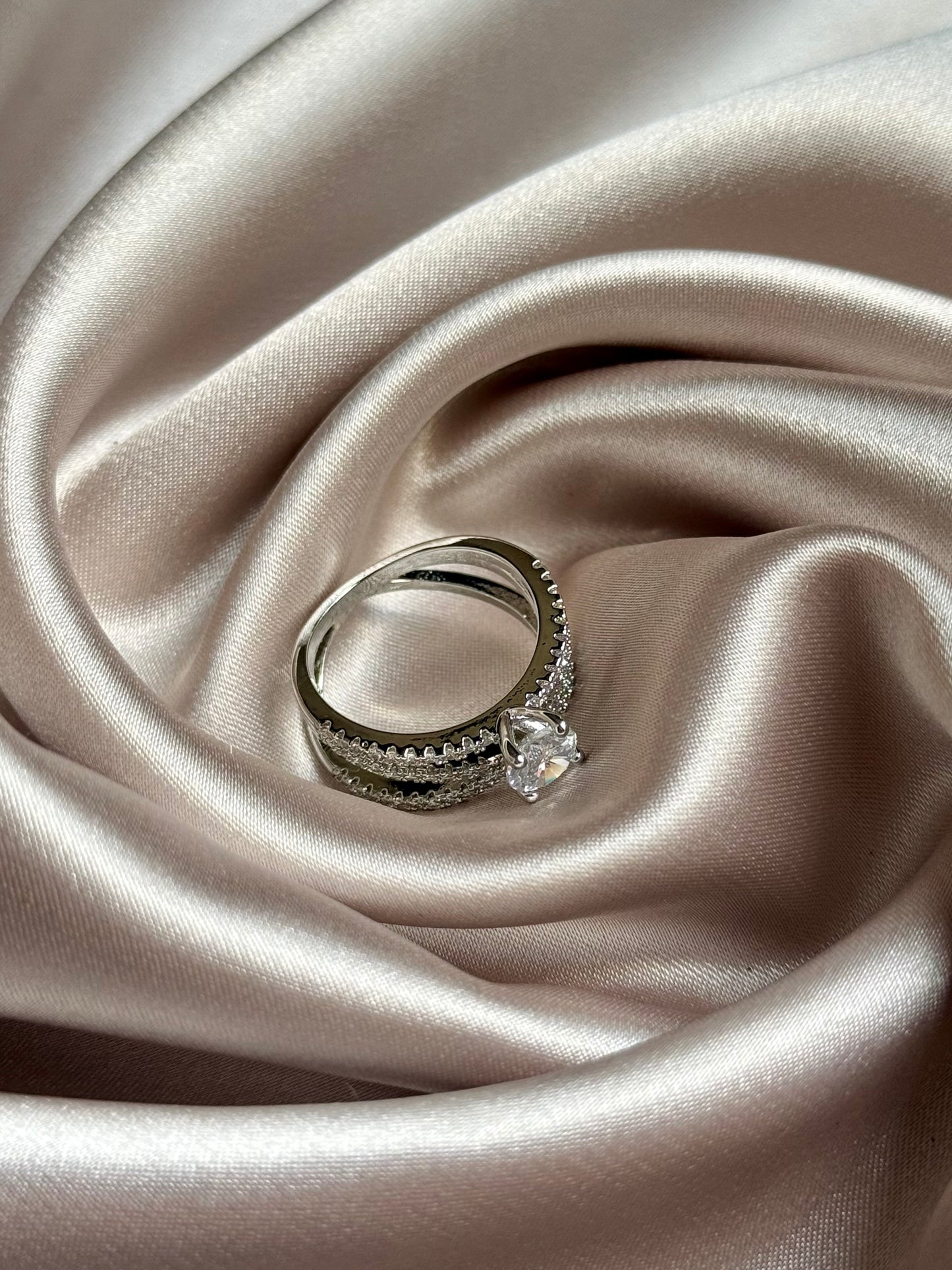 Sparkling Zircon Set Diamond Ring
