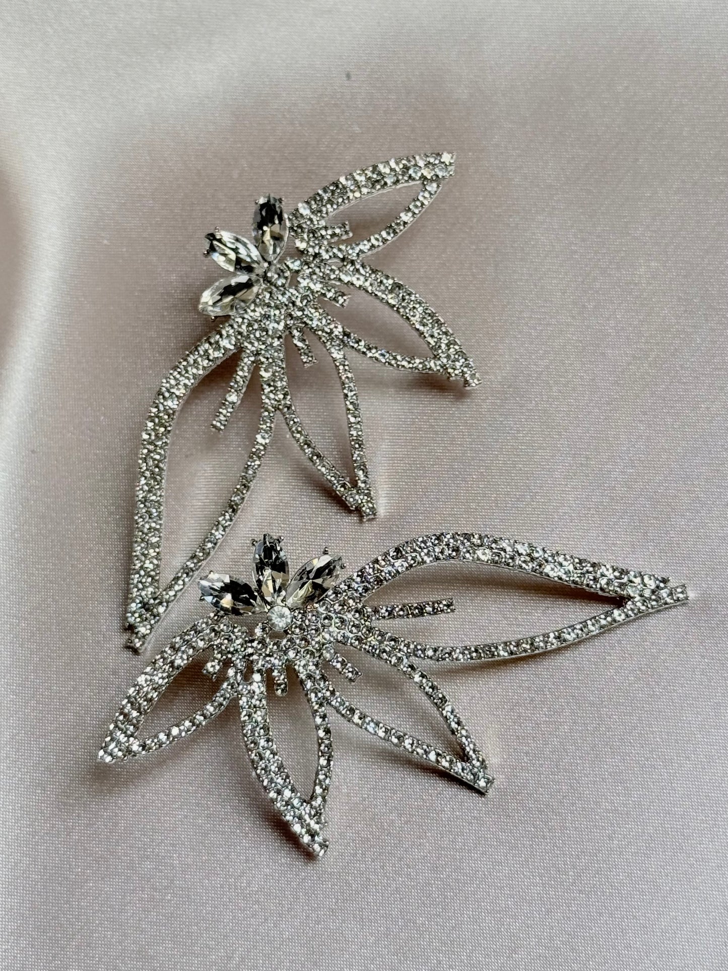 Shiny Rhinestone Drills Butterfly Dangle Earrings For Women