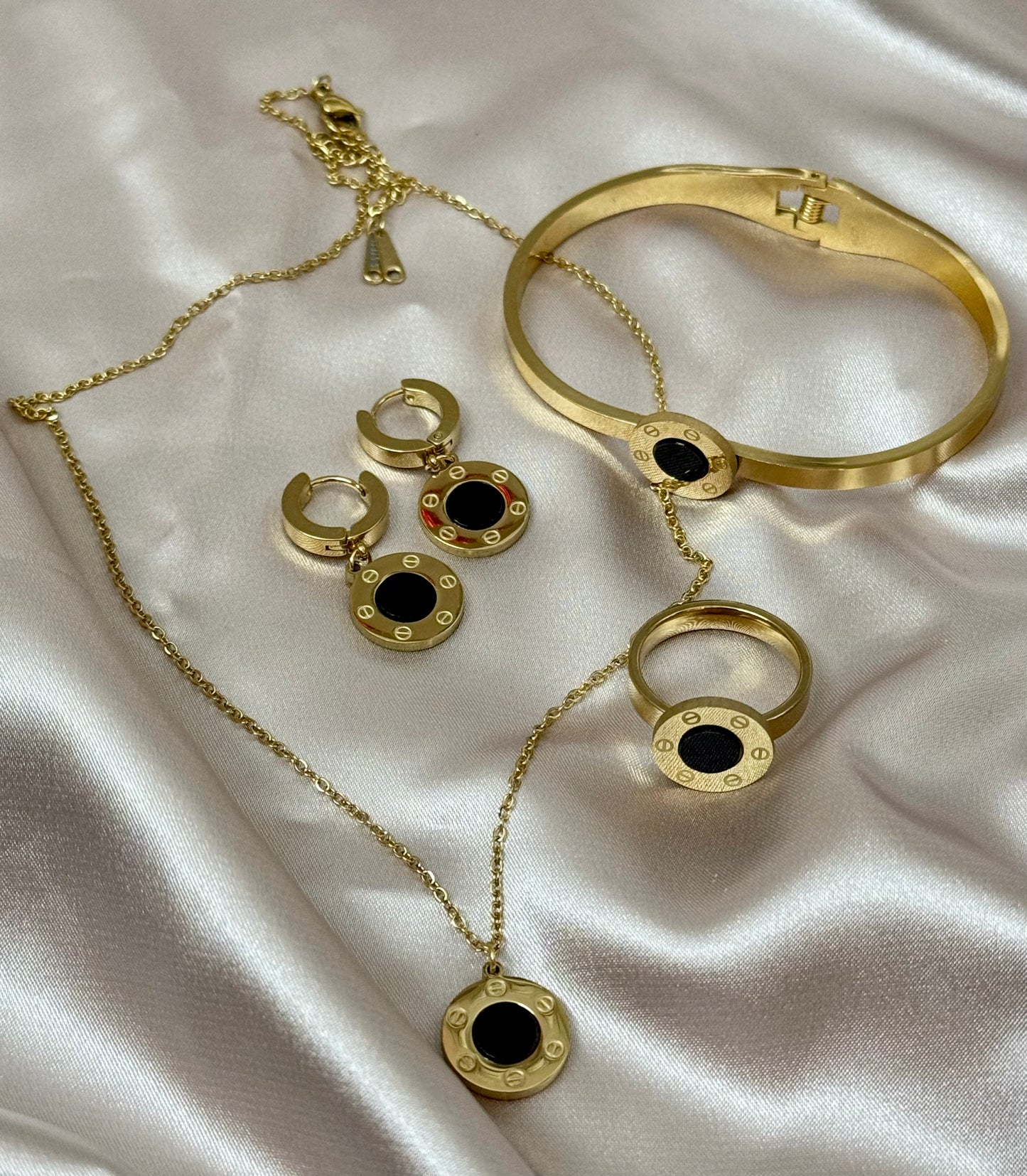 Black 18k 4PCS Necklace Earring Bracelet Ring Set
